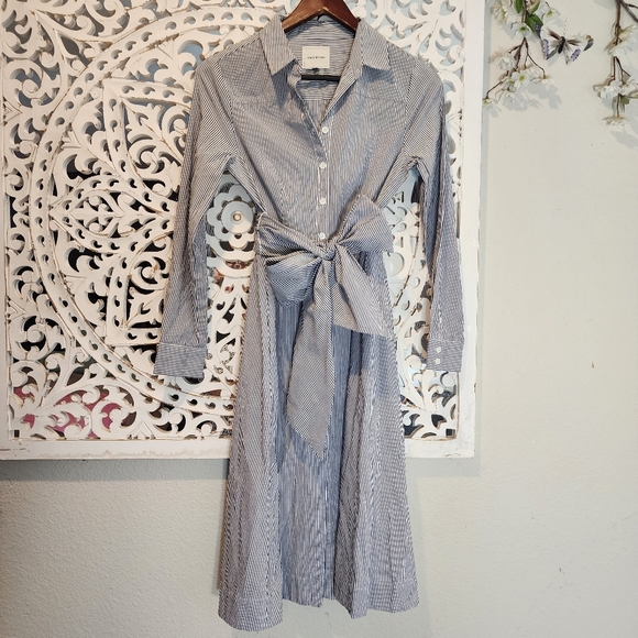 COURT & ROWE Dresses & Skirts - COURT & ROWE PINSTRIPES, BUTTON DOWN, TIE WAIST, &  COLLAR WOMENS SIZE 2